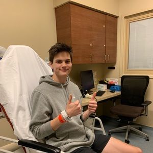 Meet your Posher, Casey